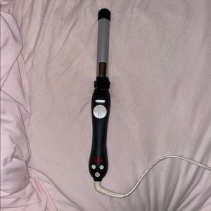 Beachwaver S1 one inch rotating curling iron!
